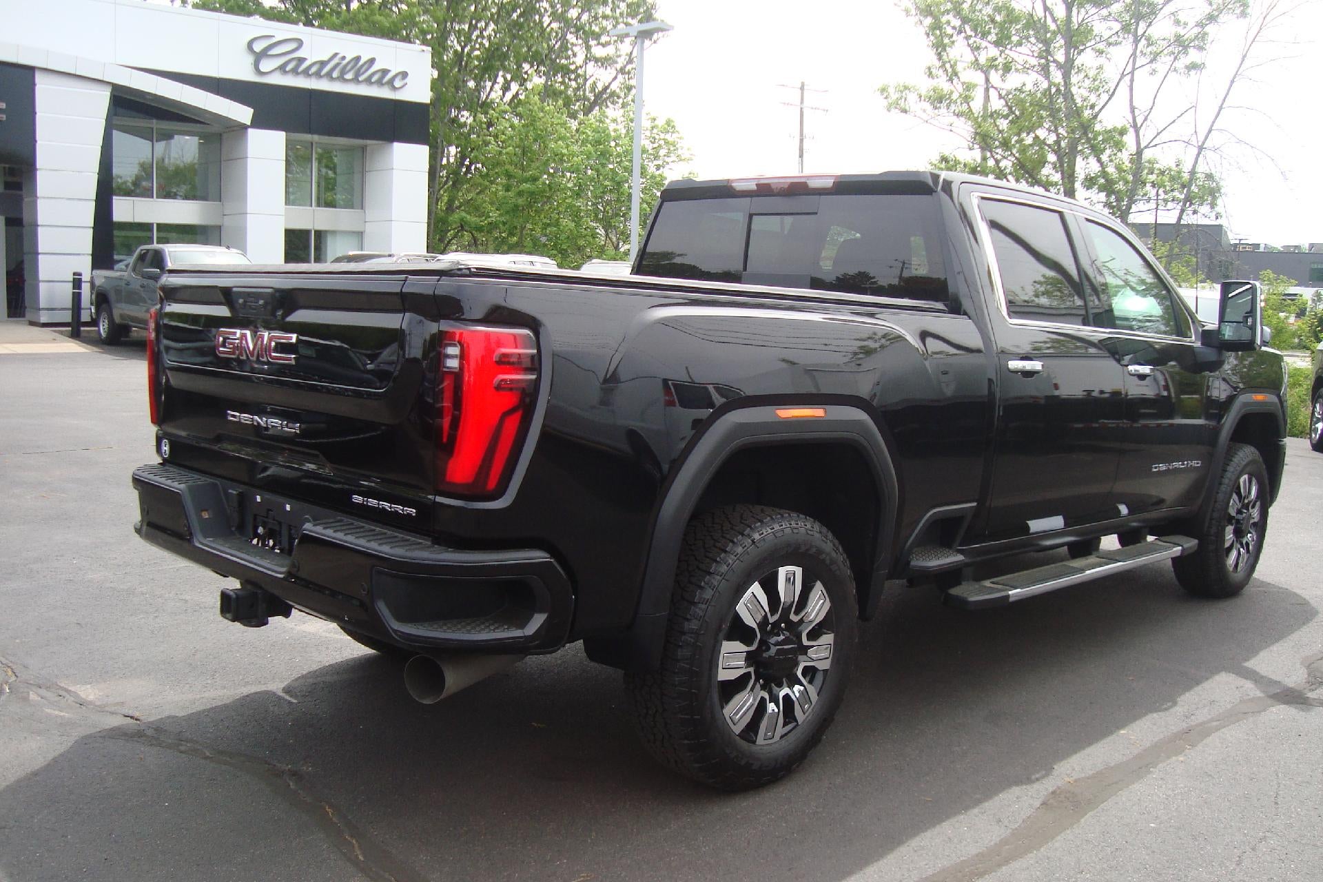 2025 GMC Sierra 2500 HD — interior view