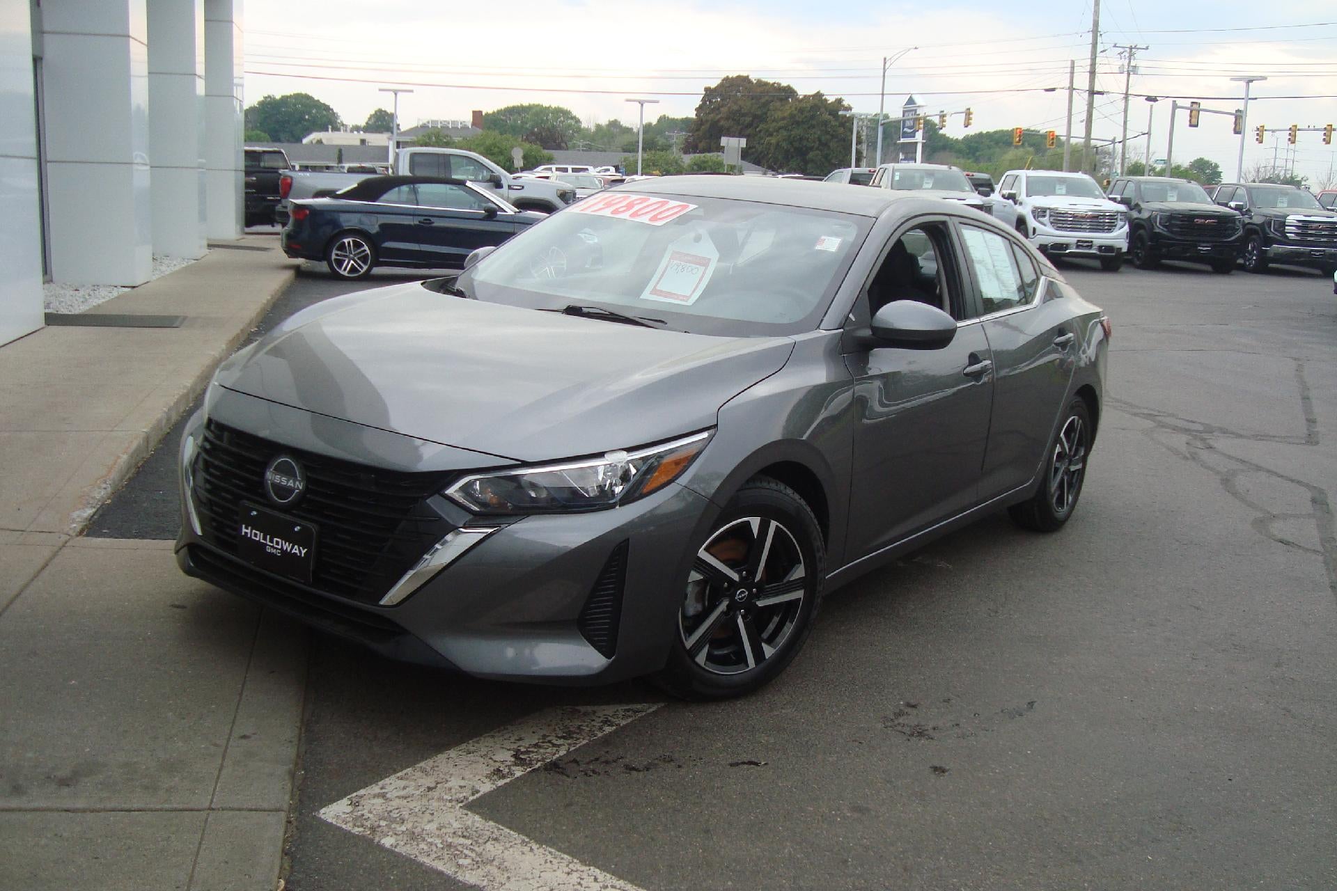 2024 Nissan Sentra SV in Gry — front three-quarter view